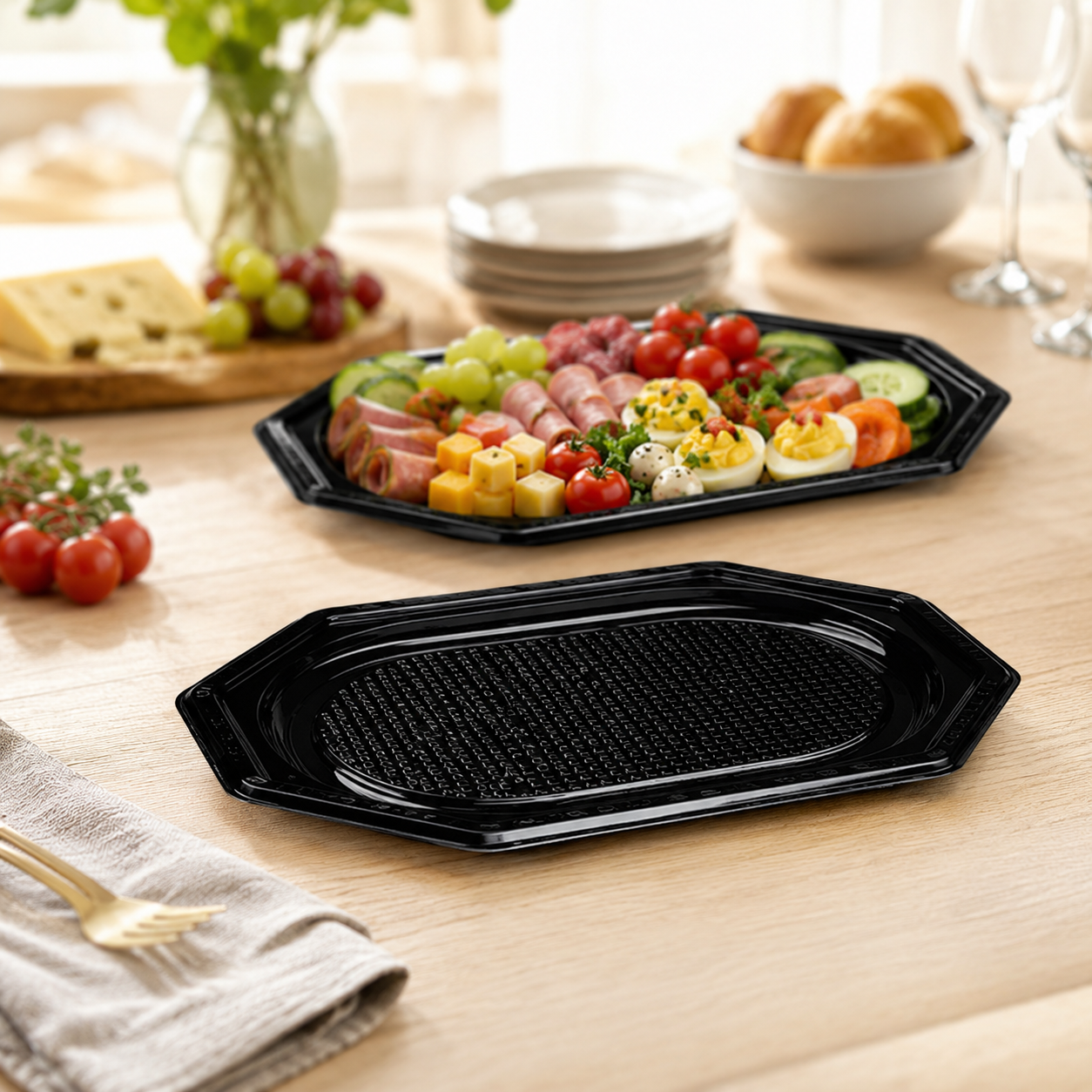 Műanyag fekete catering HIDEG tálca 3 személyes, zárható (10db/csomag) termék fő termékképe